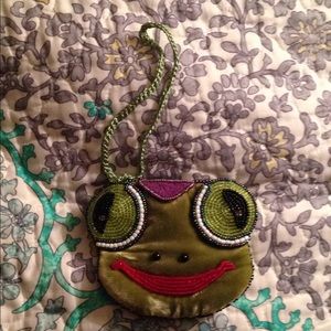 Small Beaded Frog Child's Wristlet